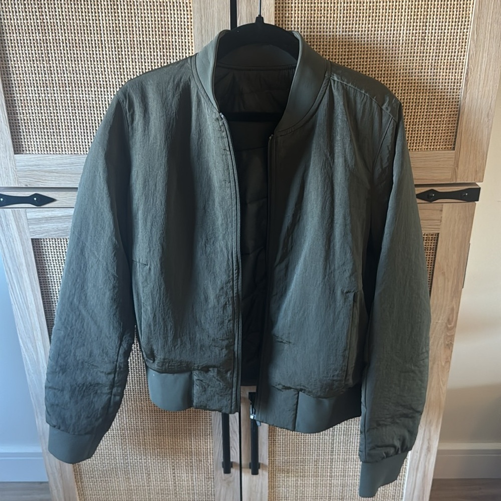 Lululemon Nonstop Bomber Reversible Jacket - Picture 3 of 7